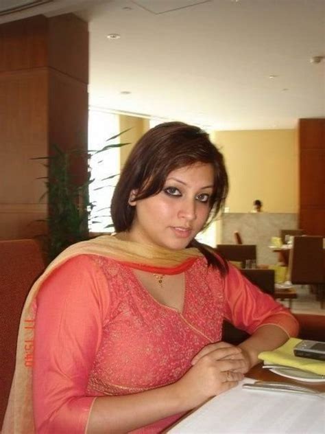 private office pakistani anti pictures desi girls