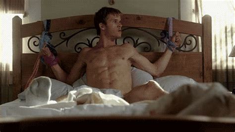 ryan kwanten find and share on giphy