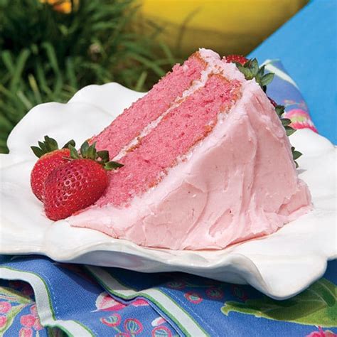 Get Your Sugar High From These Fabulous Pink Cakes