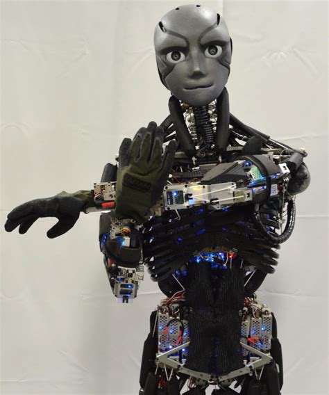 japanese researchers  unveil life life humanoid robots  engineer