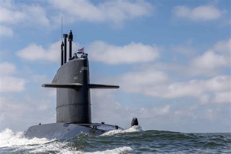 nederlandse onderzeeboot bezoekt curacao nucw