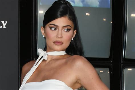 Kylie Jenner S Tiny Crochet Bikini Is Covered In Pearls
