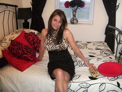 Sindy047af0 51 From Leeds Is A Mature Woman Looking For