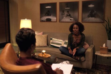 Women Go To Therapy On She’s Gotta Have It