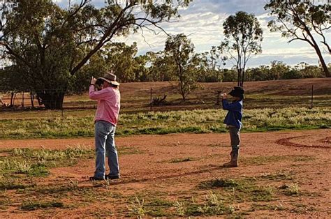 Amateur Photographers Show Love For Our Outback Life The