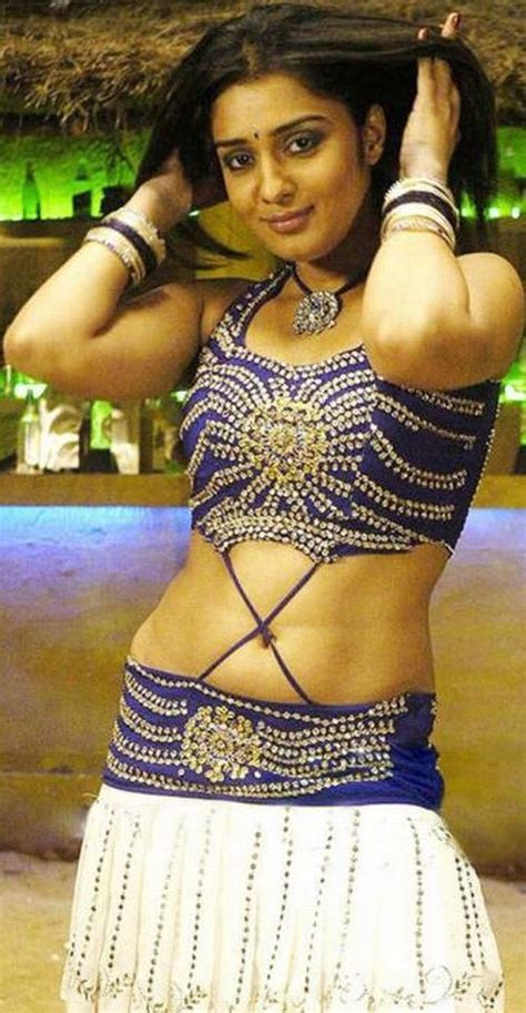 Xciteearning Actress Nikita Thukral Hot Photo Gallery