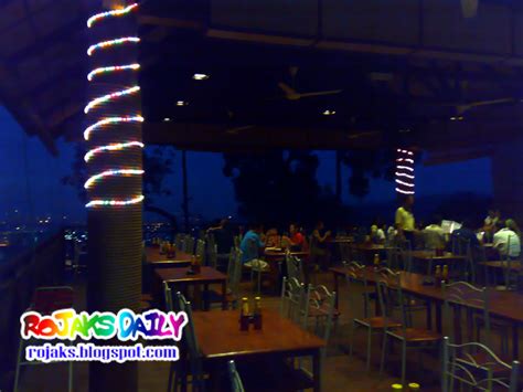everibodi lafu rojaks restaurant with exotic views look out point hulu langat