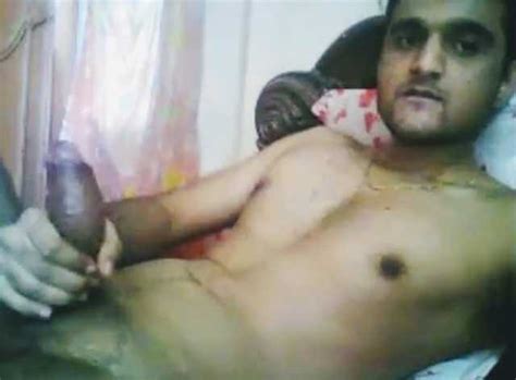 indian gay video of a horny guy from gujarat jerking off and cumming indian gay site