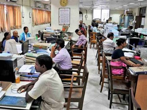 central government employees good news check  pay commission