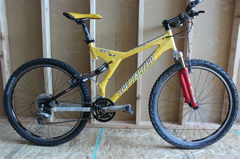 vintage specialized stumpjumper pro fsr xc  xtr full suspenion mountain bike specialized