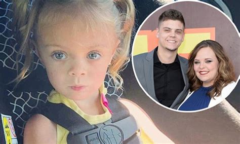 teen mom s catelynn lowell reunites with daughter carly daily mail online