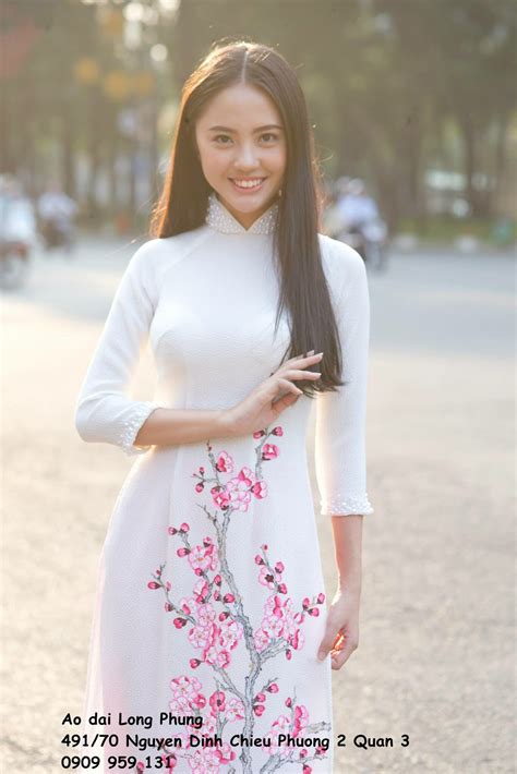 Elegant Comeback Of Pearls Floral Print Vietnamese