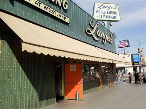restaurant awnings  covers superior awning