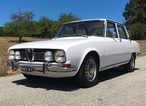 alfa romeo  berlina  sale  bat auctions closed  july