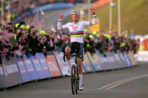 mathieu van der poel wins  hoogerheide world cup cyclocross world cup champions