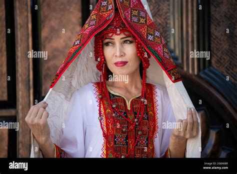 Uzbek Woman In Traditional Wedding Dress In Nukus Uzbekistan Stock