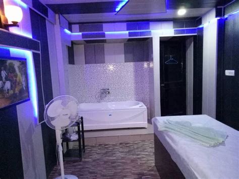 Full Body To Body Massage Parlour In Delhi And Gurugram