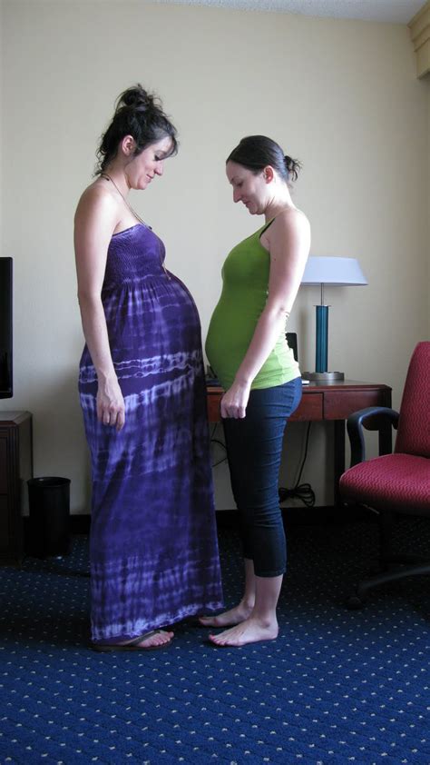 Pregnant Sisters – The Maternity Gallery