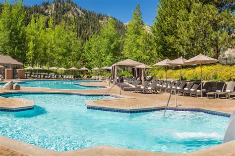 hotels squaw valley resort  squaw creek photo gallery olympic valley resorts