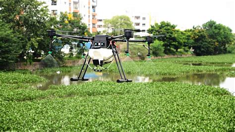 pm modi inaugurates drone manufacturing facilities  garuda aerospace  kisan drones