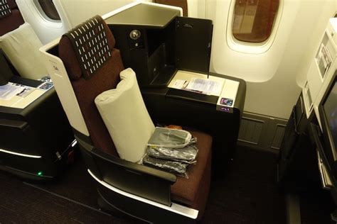 Japan Airlines 767 Business Class In 10 Pictures One