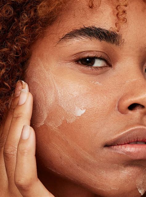 The Best Drugstore Face Moisturizers Fight Off Dryness And Dehydration