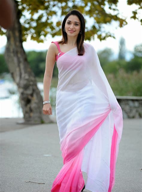 Tamanna Bhatia Looking Sexy In White And Pink Saree