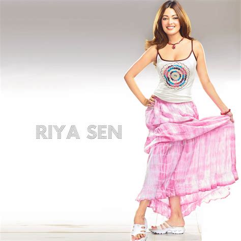 Celebrity Sexy Actress Wallpapers Of Riya Sen
