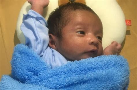 kumpulan nama bayi laki laki indonesia penuh  makna baik nakita