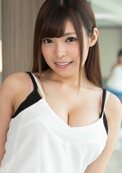 ボード「巨乳美女」のピン