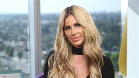 exclusive kim zolciak biermann owns up to all her plastic surgery reflects on life after her