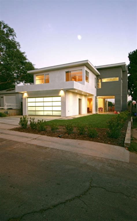 modern single family home design  hughes umbanhowar architects home stratosphere
