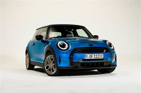 mini cooper electric hardtop review pricing  cooper electric hardtop ev hatchback