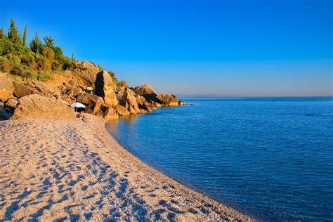 uje te kristalte dhe ambient magjepses keto jane tete plazhet  perrallore te shqiperise