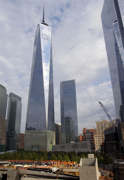 world trade center reopens  business   tenant conde