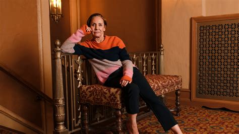 Laurie Metcalf The First Lady Of American Theater The New York Times