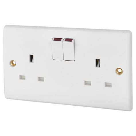bg 800 series 13a 2 gang single pole switched socket white