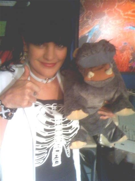 abby and bert the hippo behind the scenes pinterest ncis tvs and pauley perrette