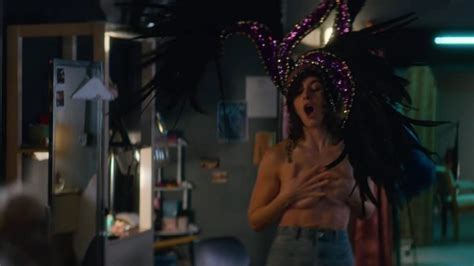 Alison Brie Nude – Glow 4 Pics  And Video Thefappening