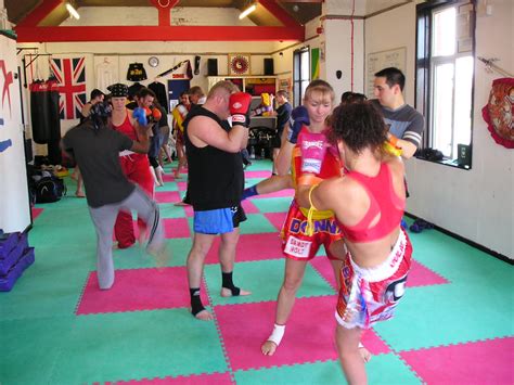ax muay thai kickboxing forum thai boxing female fighter and cancer