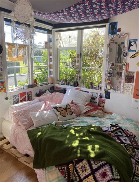 pinterest atroosmarijnns redecorate bedroom chill room indie room