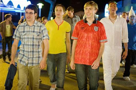 new inbetweeners movie to be filmed in australia here are the lads 7