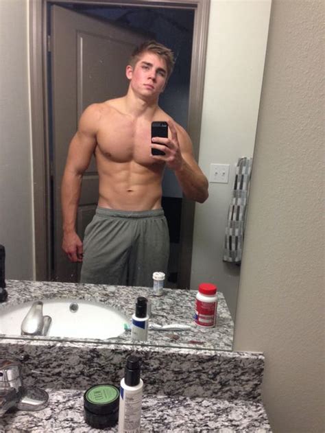 188 Best Hot Guy S Selfies 2 Images On Pinterest Selfie