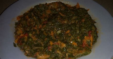 mboga ya spinach mapishi classic