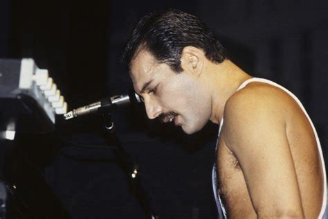 why freddie mercury cut his best friend out of his life