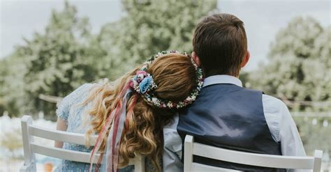 10 of our favorite beautiful christian wedding songs