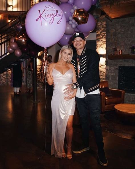 Kane Brown Reveals His Daughter On The Way S Name