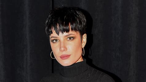 Halsey Opened Up About White Passing Privilege Teen Vogue