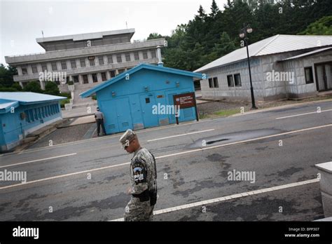 demilitarized zone dmz  south  north korea   dmz sits