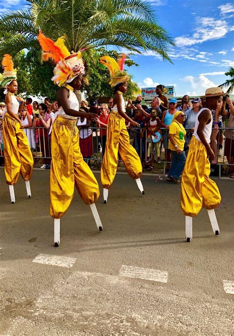 le carnaval de guadeloupe levenement culturel incontournable en  carnaval de guadeloupe
